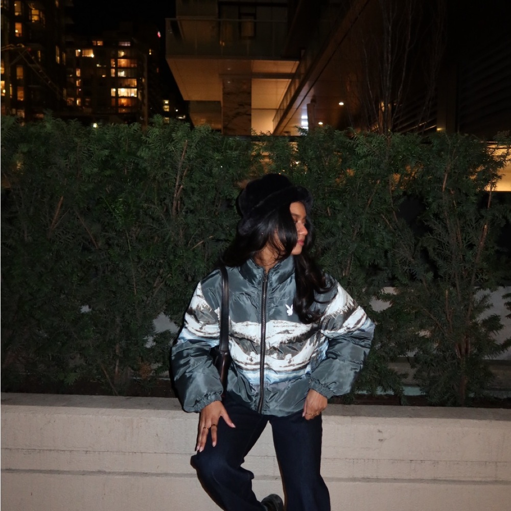 Stylish Playboy Mountain Winter Jacket - Picture 4 of 5